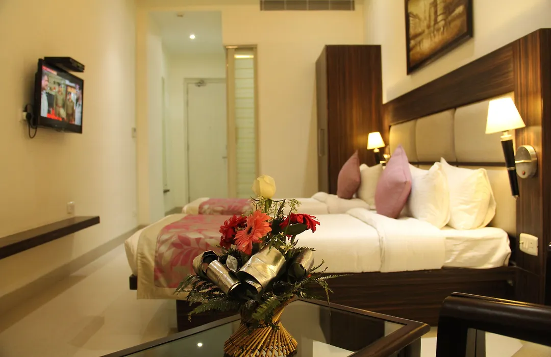 Bhawna Clarks Inn Agra-1